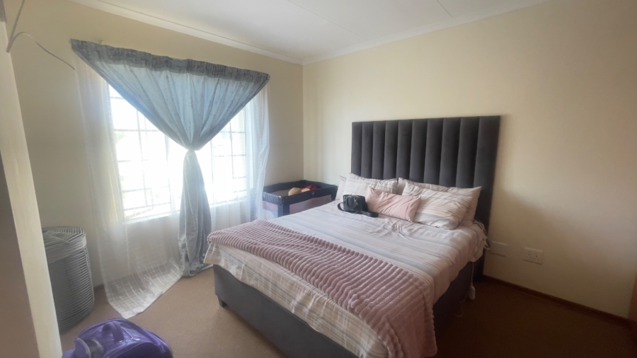 2 Bedroom Property for Sale in Hillside Free State